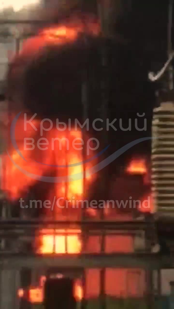 Беспилотники атаковали железнодорожную инфраструктуру в поселке Журавка Воронежской области России