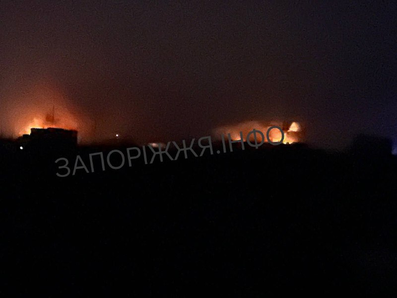 В Запорожье зафиксировано несколько пожаров после ракетных ударов