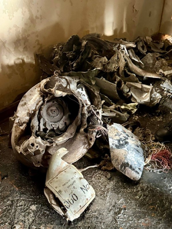 Image of debris of Iskander-K cruise missile that hit the building of Ukrainian government in Kyiv
