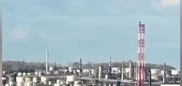 Удар беспилотника по Ново-Уфимскому НПЗ