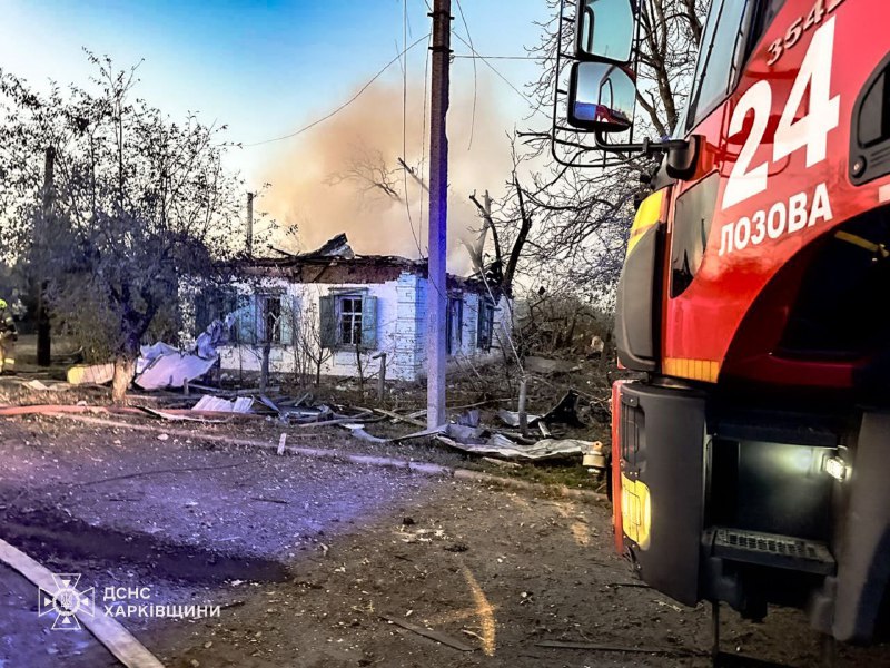 Quatre personnes blessées suite à une frappe aérienne à la bombe planante à Lozova, dans l'oblast de Kharkiv