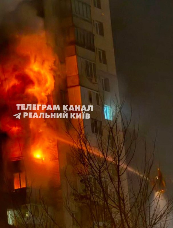 Incendies à Petchersk et Darnytsia suite à des frappes de drones