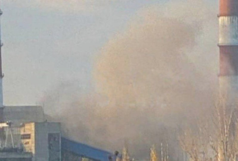 L'armée russe bombarde la zone de la centrale électrique de Sloviansk