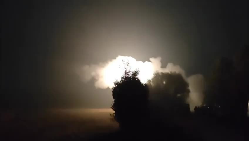 Генштаб Вооружённых сил Украины подтвердил удары беспилотников по Новокуйбышевскому НПЗ в Самарской области России, а также по военным складам с беспилотниками отряда Рубикон.