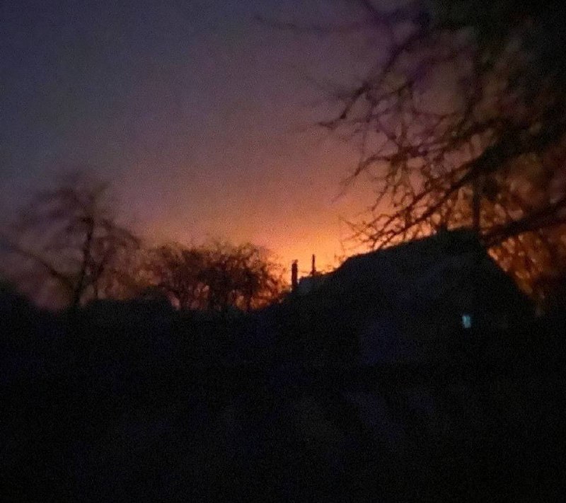 Пожежі у Орлівщині після кількох ударів дронів