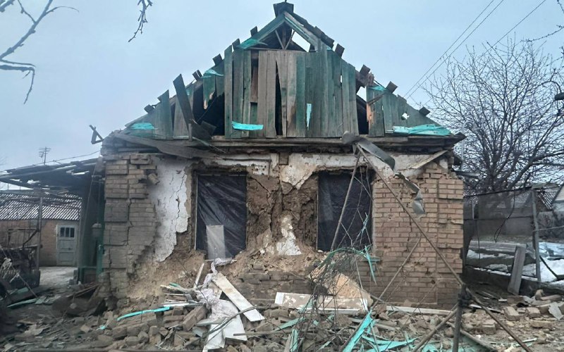 Une personne a été tuée et une autre blessée lors de frappes de drones survenues dans la nuit à Dnipro.