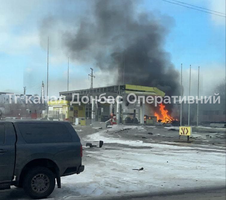 Fire at the fuel station in Kramatorsk after bombardment