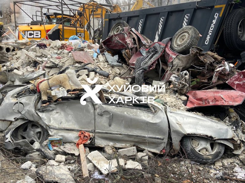 Щонайменше 7 людей загинули, 10 отримали поранення внаслідок російського ракетного обстрілу в Харкові