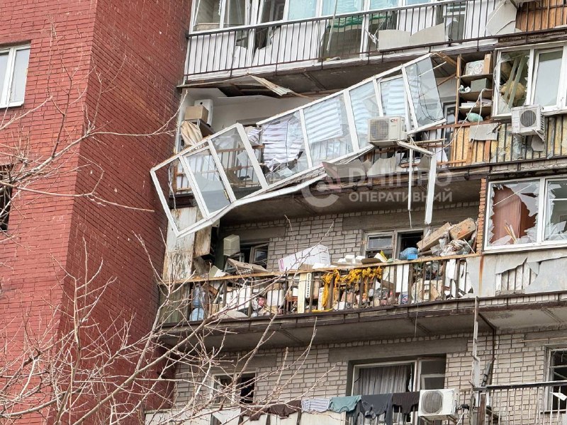 Doce heridos en ataques con drones en la ciudad de Dnipro, dos de ellos niños.