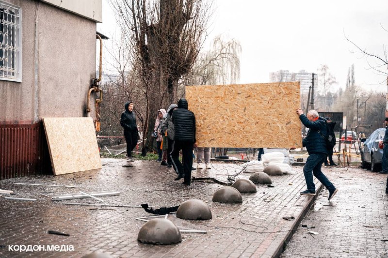 13 людей отримали поранення внаслідок ударів дронів у Сумах