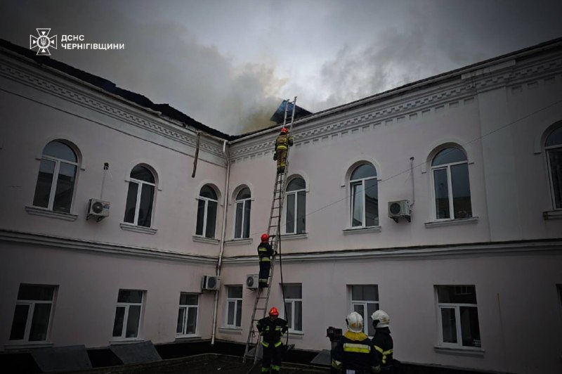 В результате обстрела в Прилуках Черниговской области ранены 15 человек.