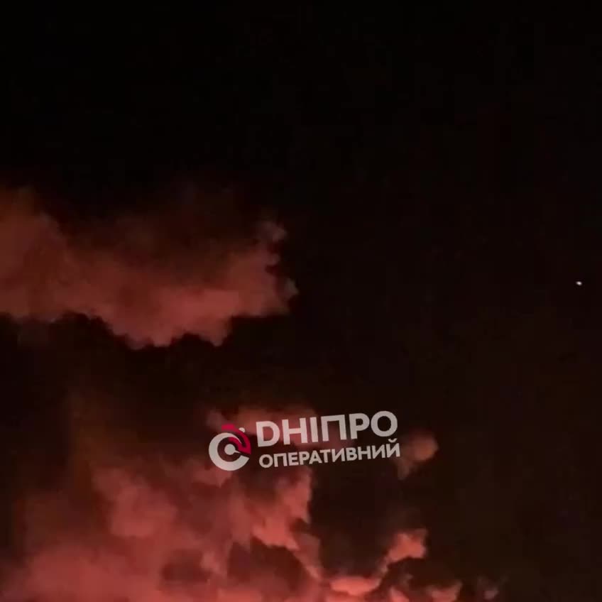 Взрывы произошли недалеко от Днепра.