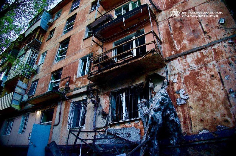 Внаслідок атаки дронів у Дніпрі постраждали двоє людей
