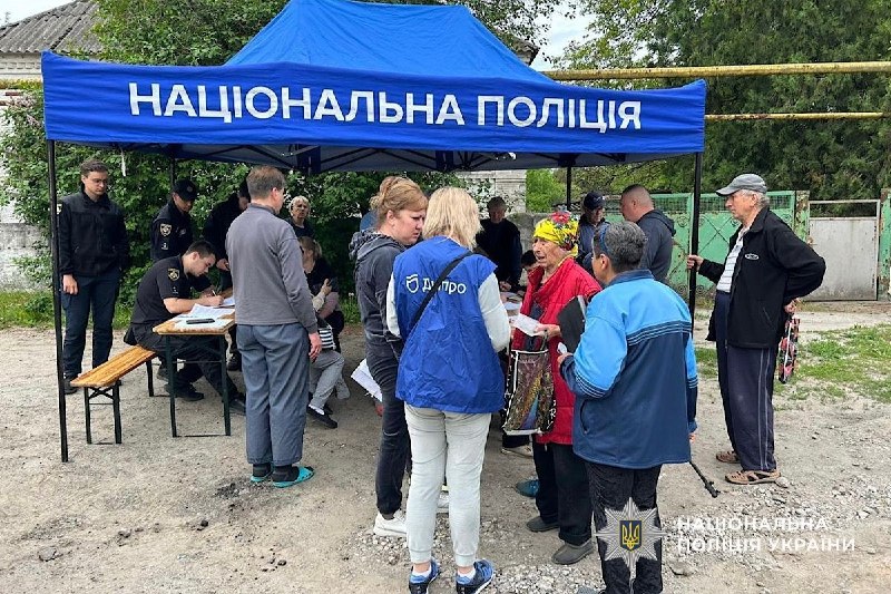 Внаслідок атак дронів у Дніпрі вночі постраждали 3 особи
