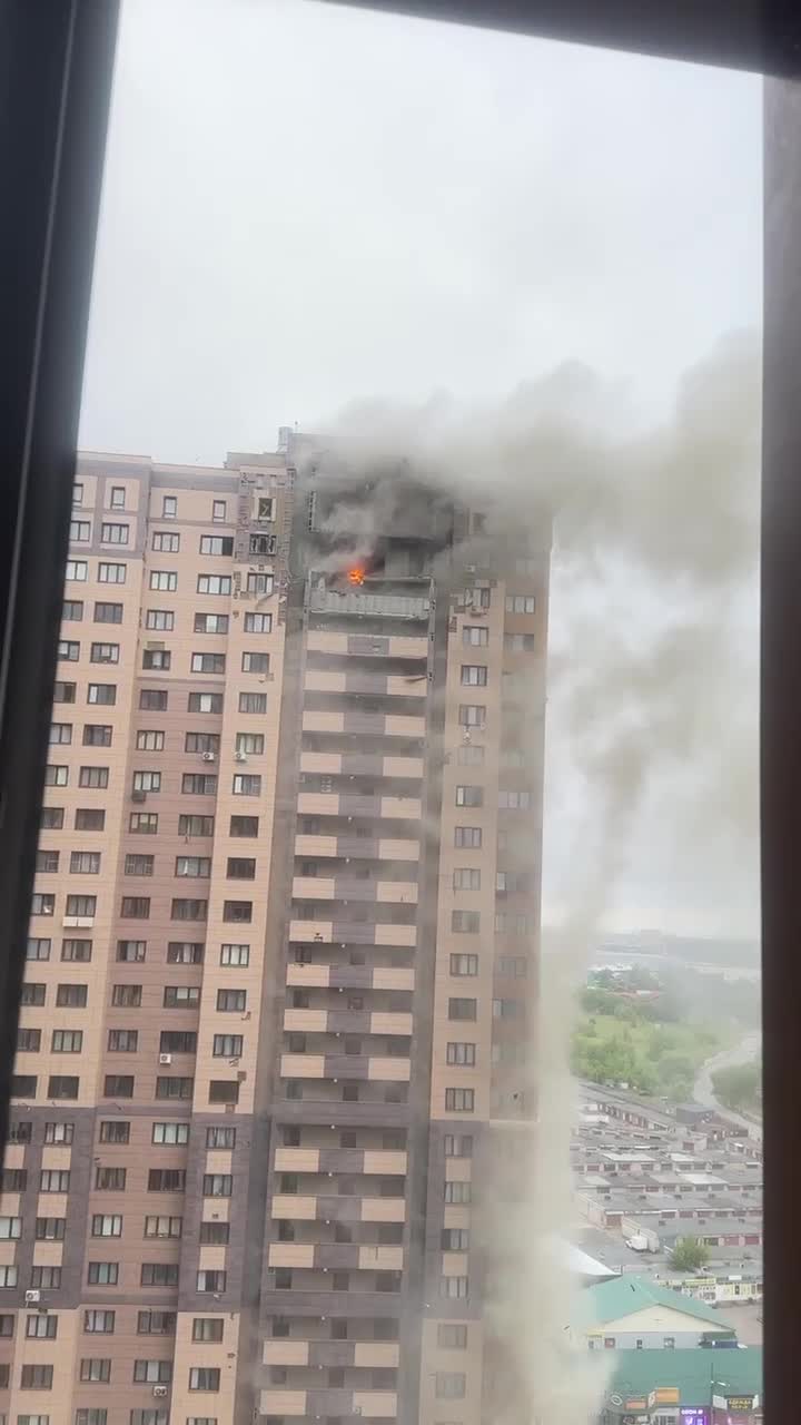 У Жуковському пошкоджено житловий будинок