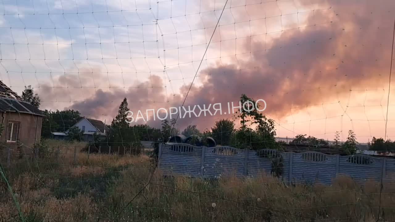Rus saldırıları sonucu Bilenke'de yangınlar çıktı.