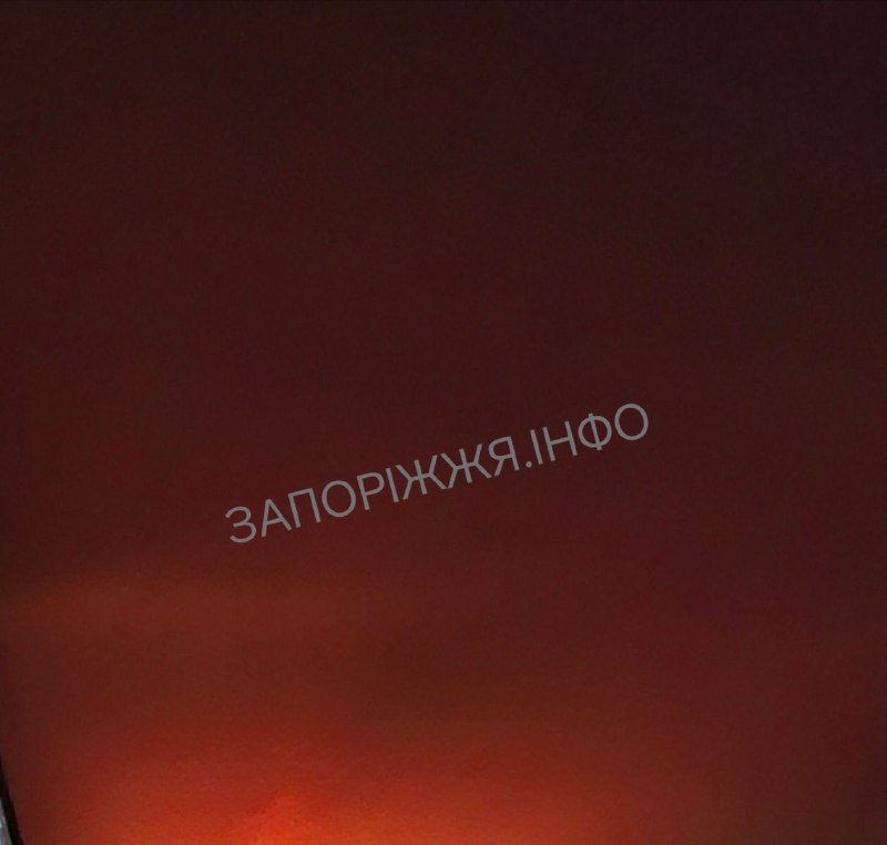 Hava saldırılarının ardından Zaporizhzhia'da yangın çıktığı bildirildi.