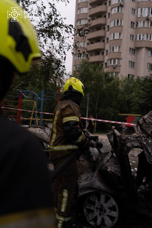 Zelensky: Rusya gece boyunca 68 füze ve 351 insansız hava aracı fırlattı. En az 11 kişi öldü, 60 kişi yaralandı. NATO'yu Ankara'daki zirvede güçlü kararlar almaya çağırdı.