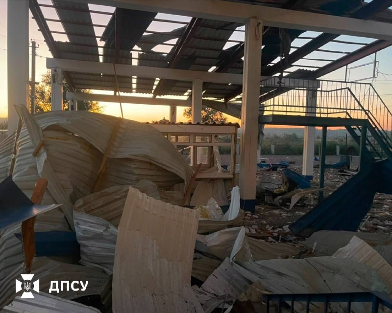 Russian attack damages checkpoint on Moldovan border