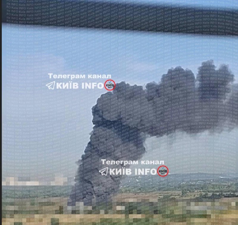Rus saldırılarının ardından Kyiv bölgesinde büyük yangınlar çıktı.