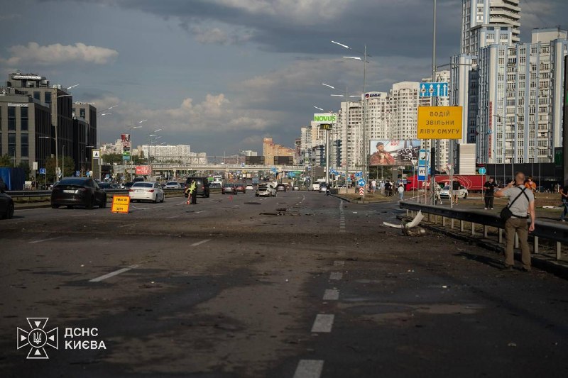 Внаслідок російських обстрілів у Києві поранено 6 людей
