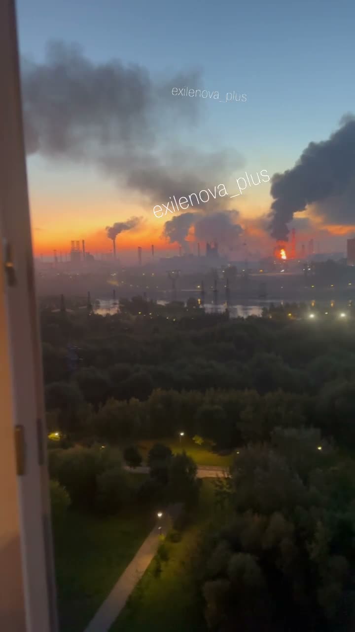 Пожежі на нафтопереробному заводі в Капотні внаслідок удару дрона