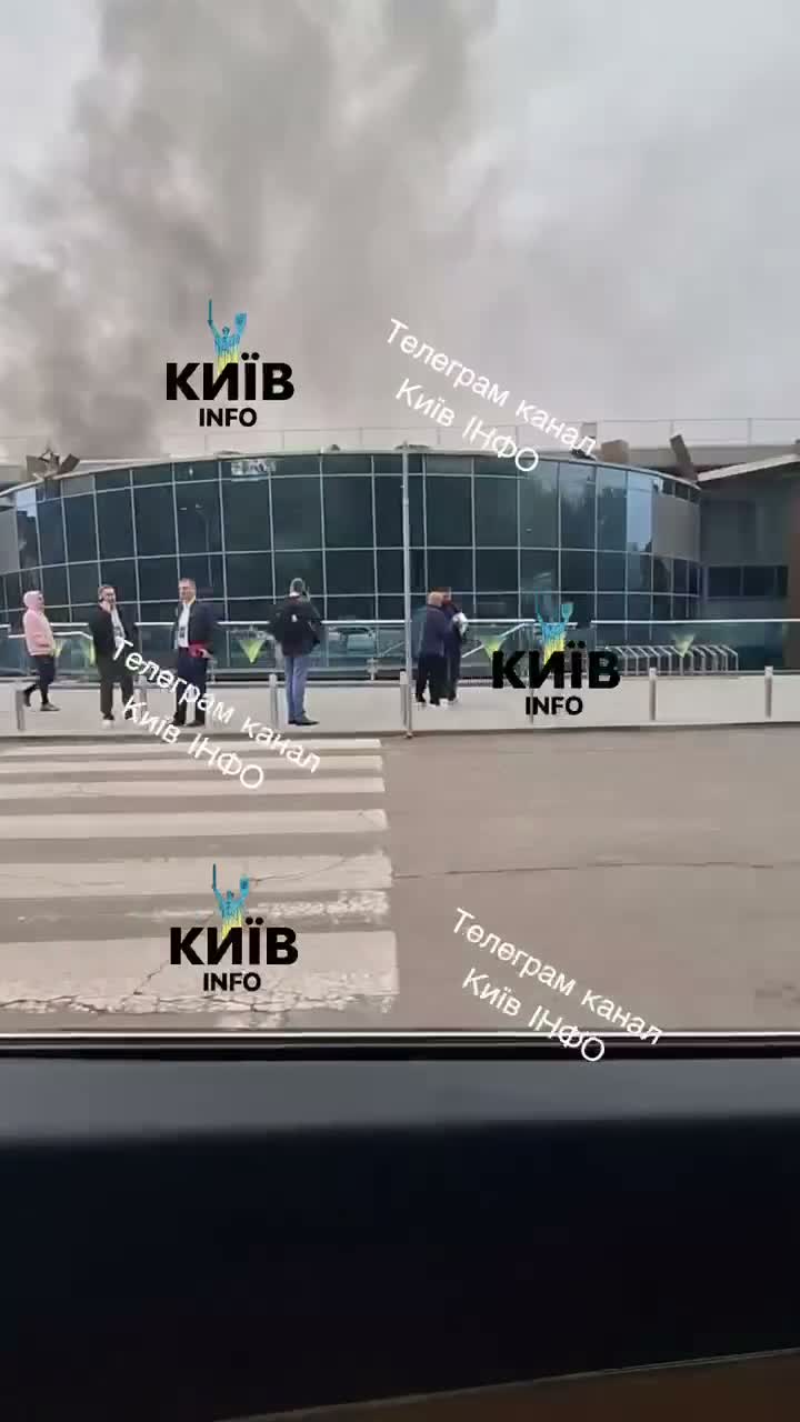 Big fire at the Parkovyi exhibition center in fire after Russian strike