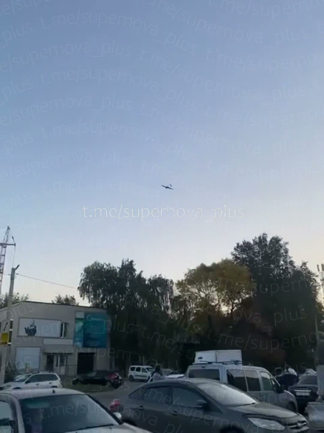 Беспилотники предприняли попытку атаки на склады компании OZON в Ульяновске.