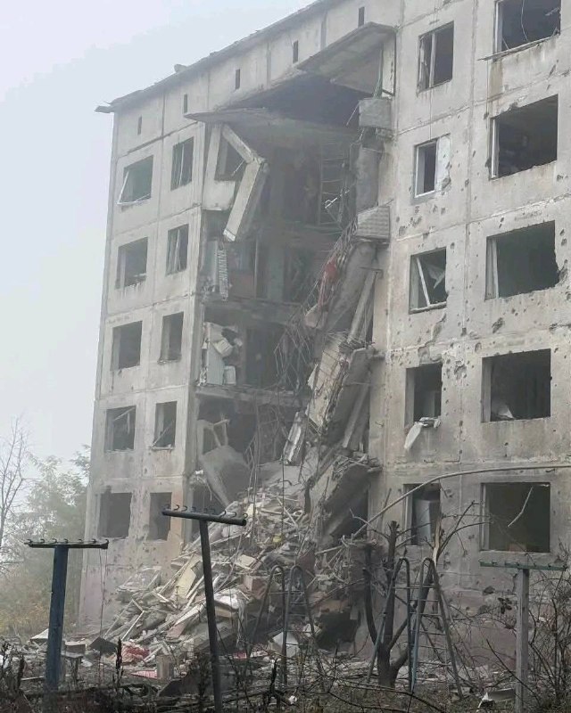 Al menos 4 heridos tras ataques rusos en Sloviansk.